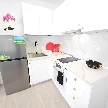 Apartment Tiny Rose *